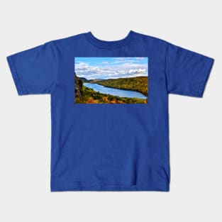 "Autumn at Lake of the Clouds" Kids T-Shirt